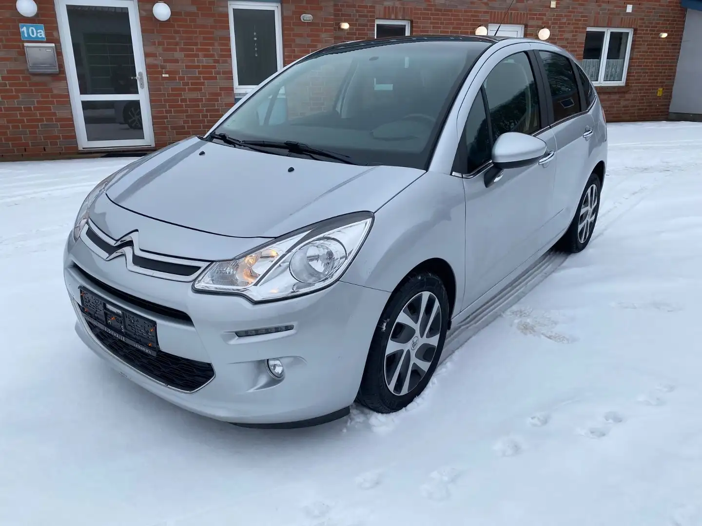 Citroen C3 Selection nur 53Tkm Pano Klima PDC Tempomat Silber - 1