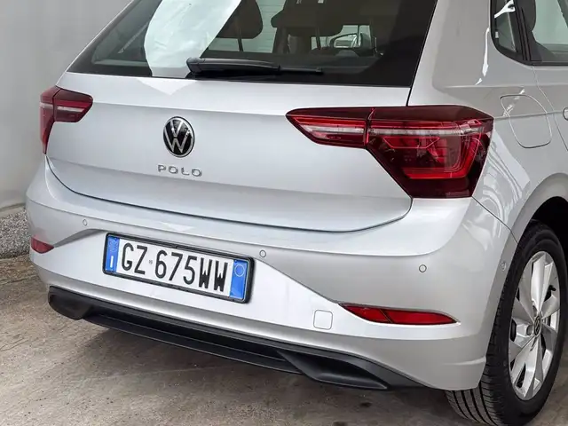 Volkswagen Polo view 17
