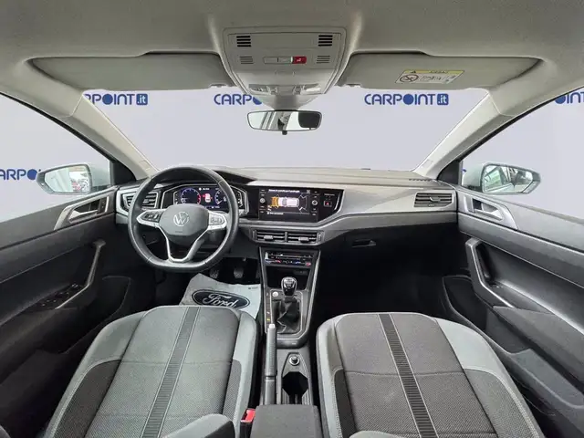 Volkswagen Polo view 10
