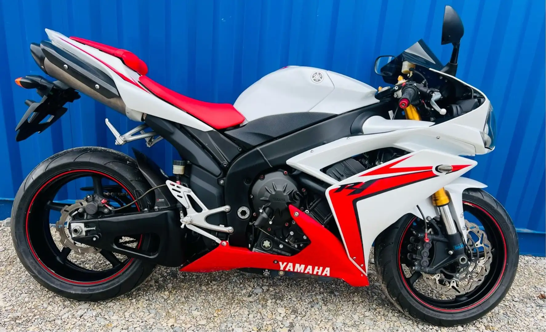 Yamaha YZF-R1 RN19 Roşu - 2