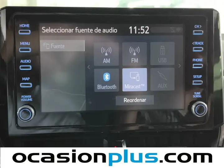 Toyota Auris 2019, foto 8