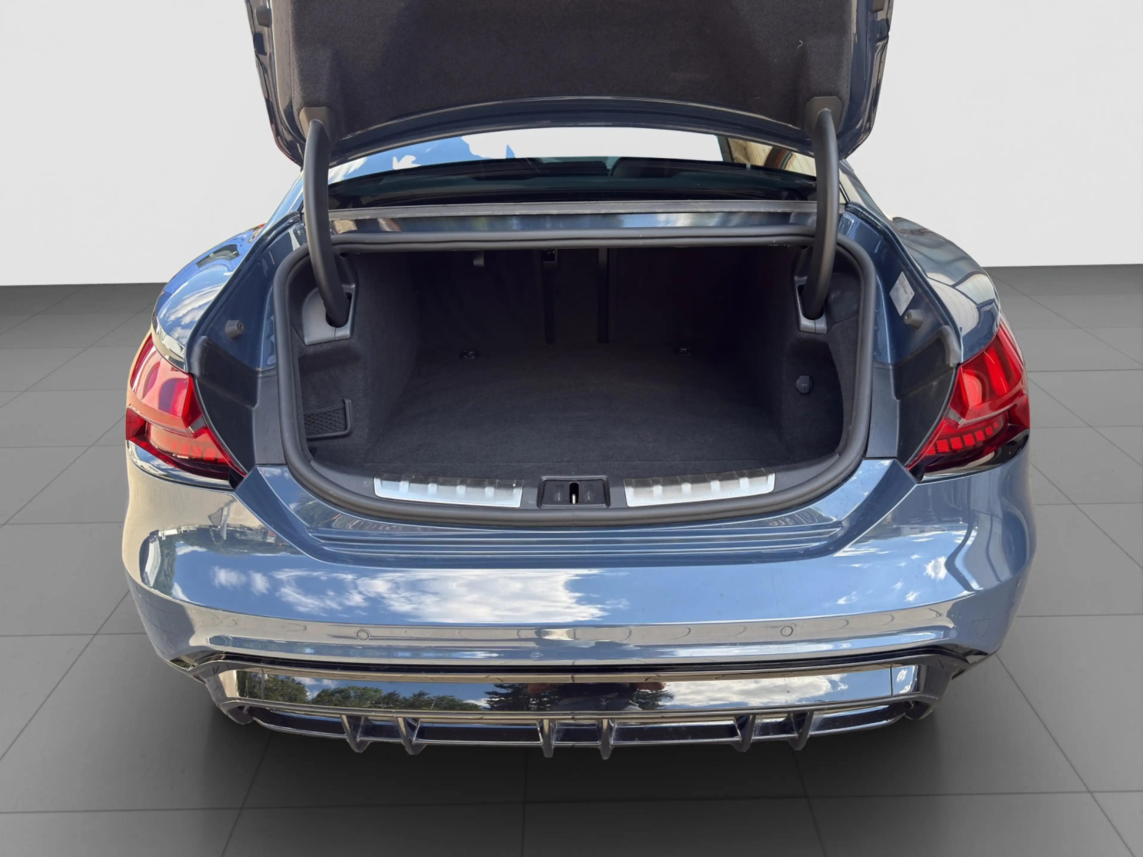 Audi e-tron GT basis quattro LUFT/MATRIX/PANO/HEAD-UP — photo 14