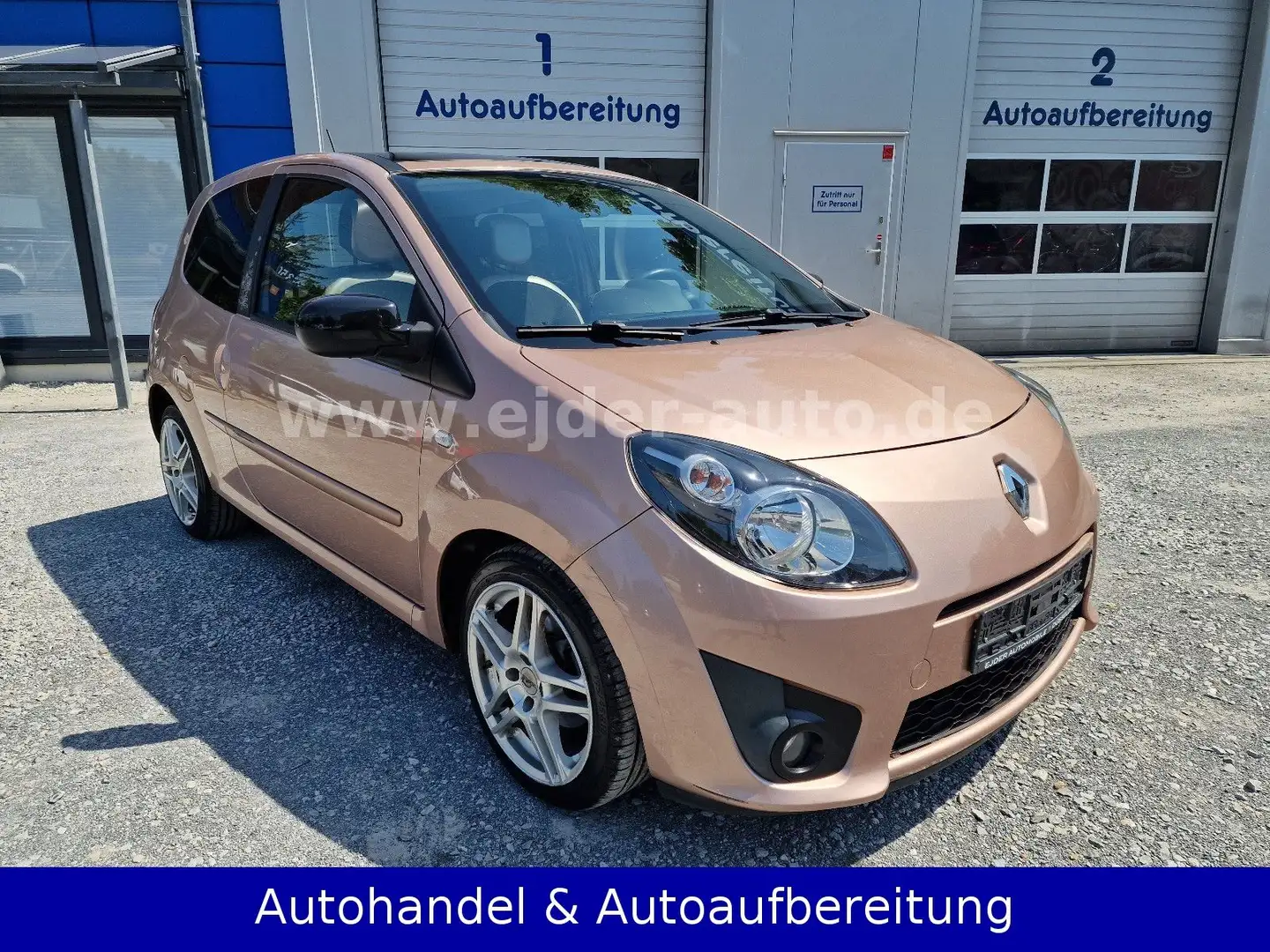 Renault Twingo 1.2 16V Miss Sixty *4-ZYLINDER*PANORAMA* Rot - 2