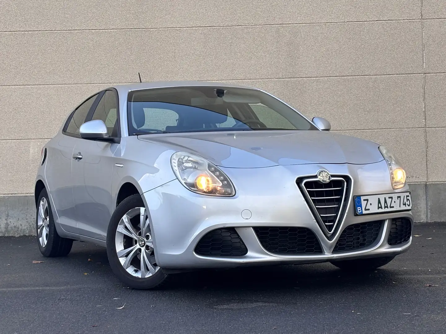 Alfa Romeo Giulietta Giulietta 1.6 JTD M-Jet Progression Start Silber - 1