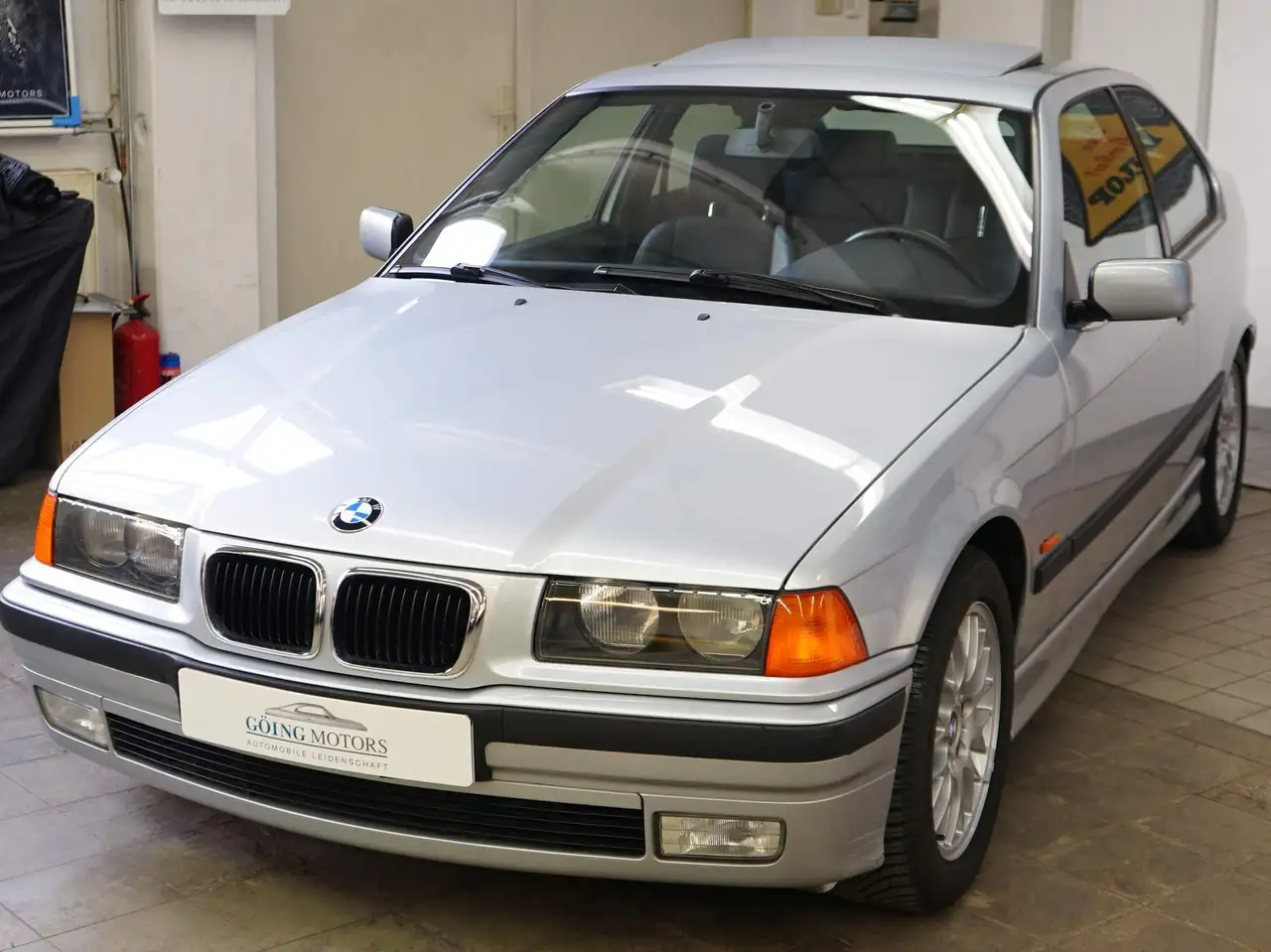 BMW 323 E36 323ti Compact aus 1. Rentnerhand im Originalzustand, foto 10