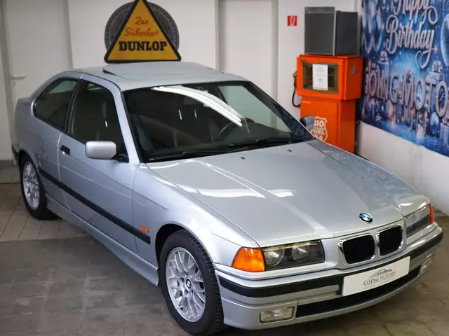 BMW 323 E36 Compact aus 1. Hand im Originalzustand