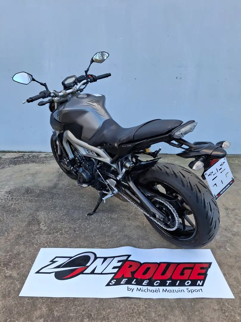 Yamaha MT-09 Kit suspension basse - super entretenue !!! Gris - 2