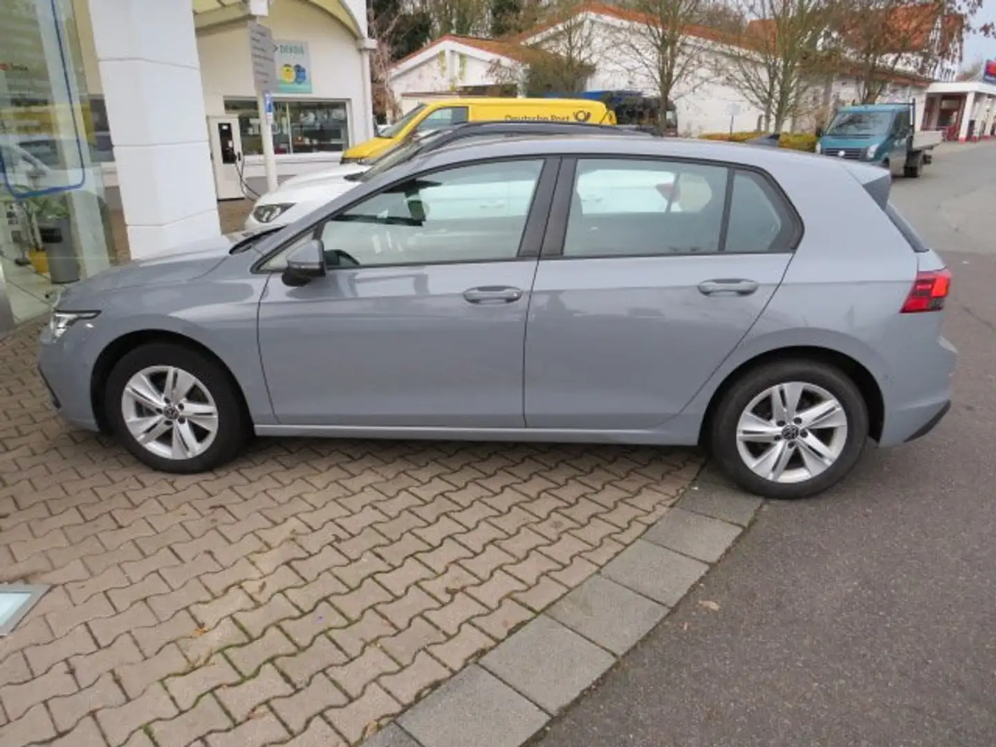 Volkswagen Golf Life Grau - 2