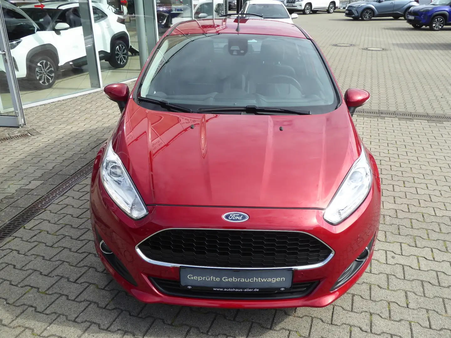 Ford Fiesta Trend + Winterräder Rot - 2