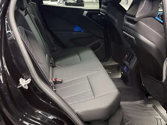 BMW X3 M50 Aut., Innovations & Premium Paket, 8-fach Ansicht 24