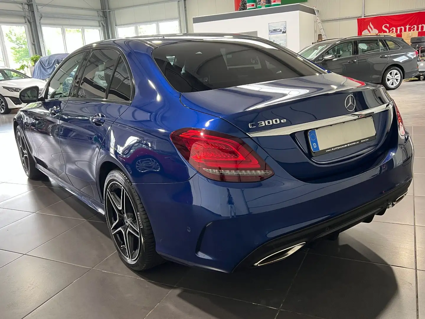 Mercedes-Benz C 300 e Lim. AMG Automatik **Navi*Kamera*LED** Blau - 2