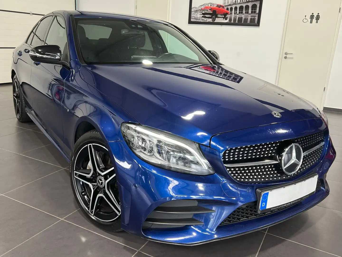 Mercedes-Benz C 300 e Lim. AMG Automatik **Navi*Kamera*LED** Blau - 1
