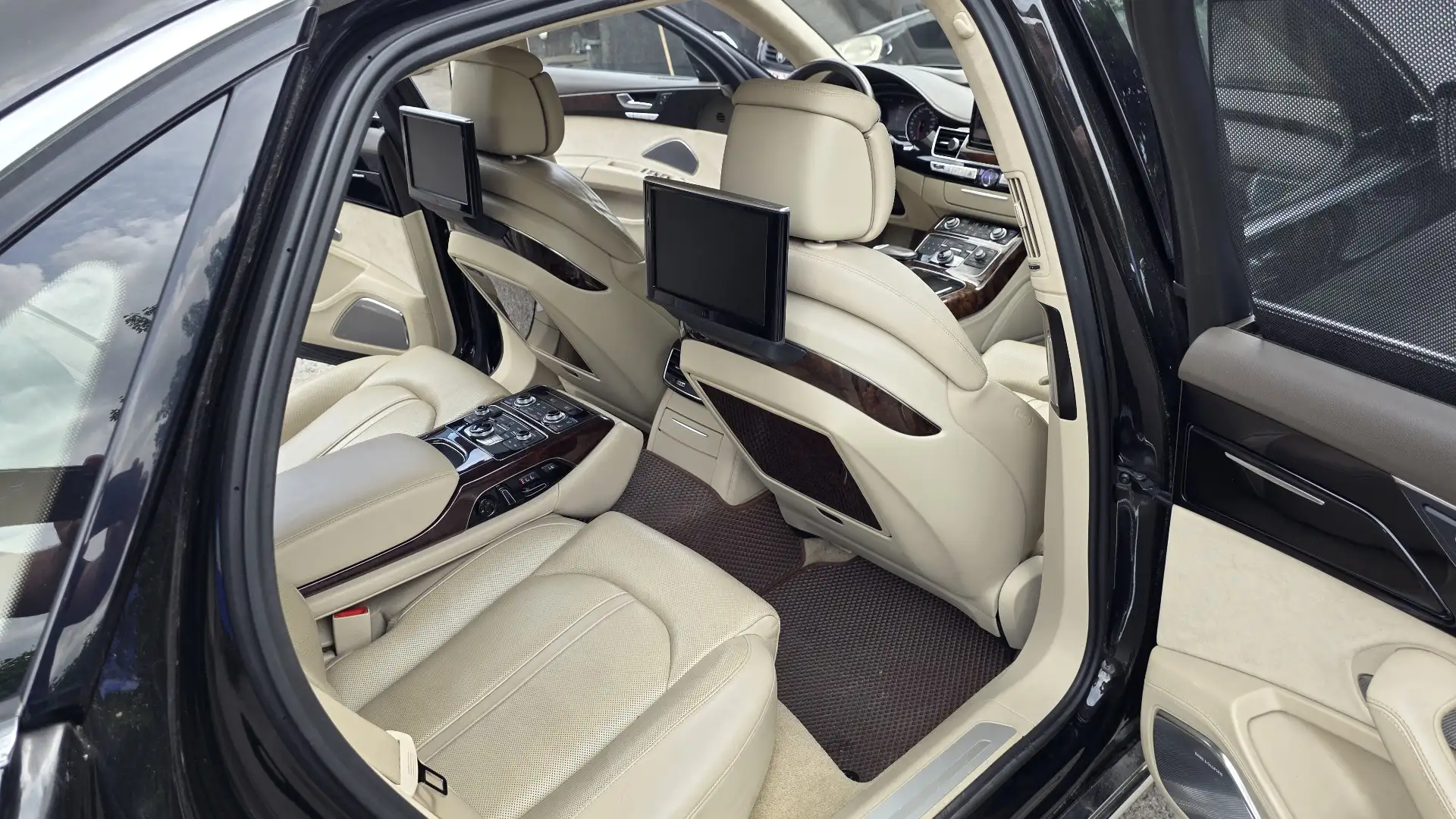 Audi A8 4.2 TDI DPF (clean diesel) quattro tiptro. Lang - 1