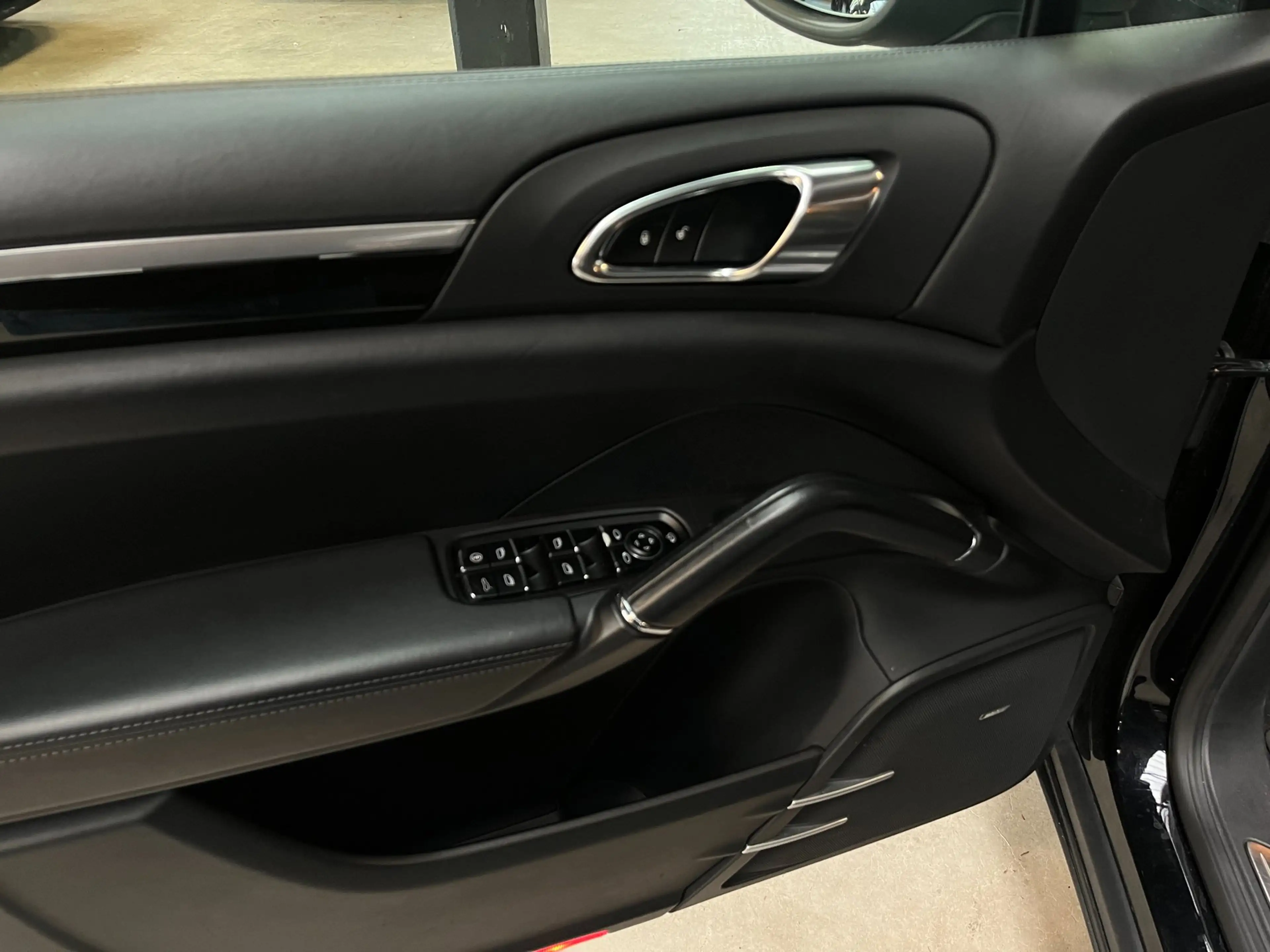 Porsche Cayenne 4.8 S Pano Pano/Luchtvering/Navi/ — photo 9