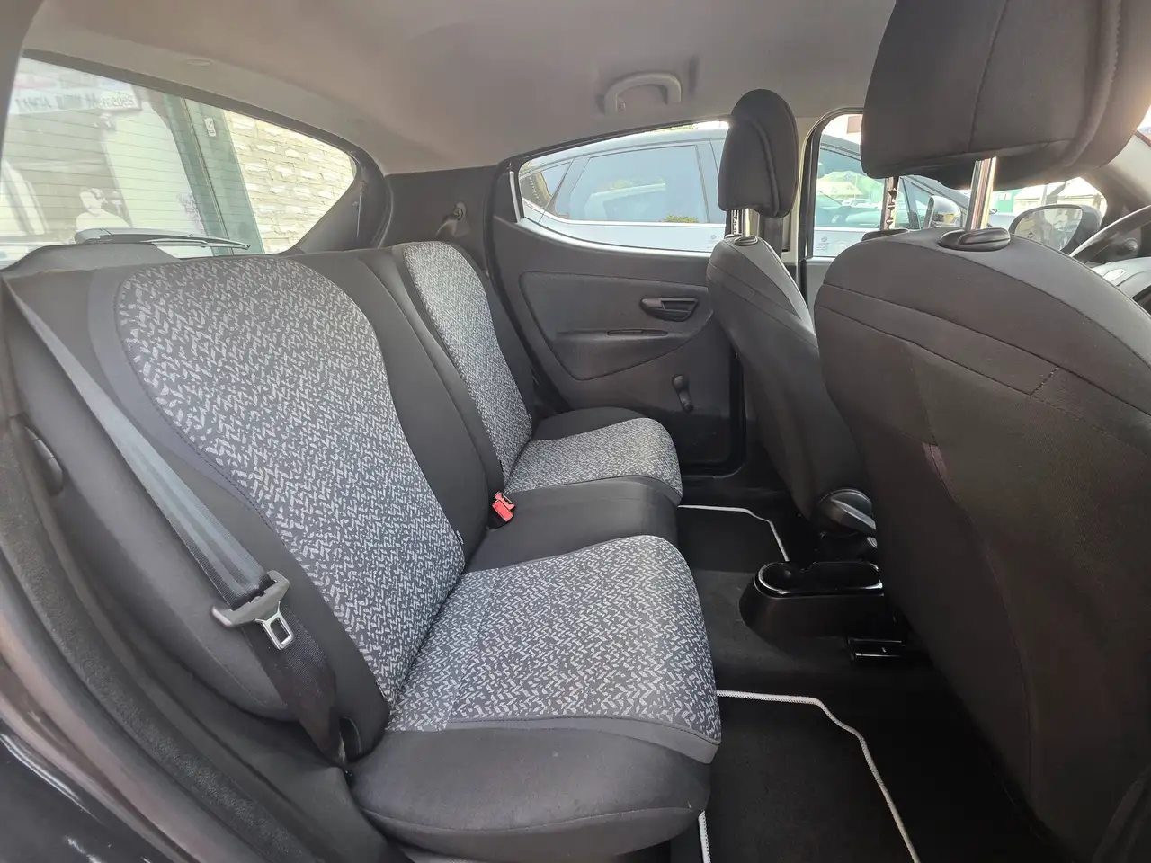 Lancia Ypsilon 2021 — фото 10