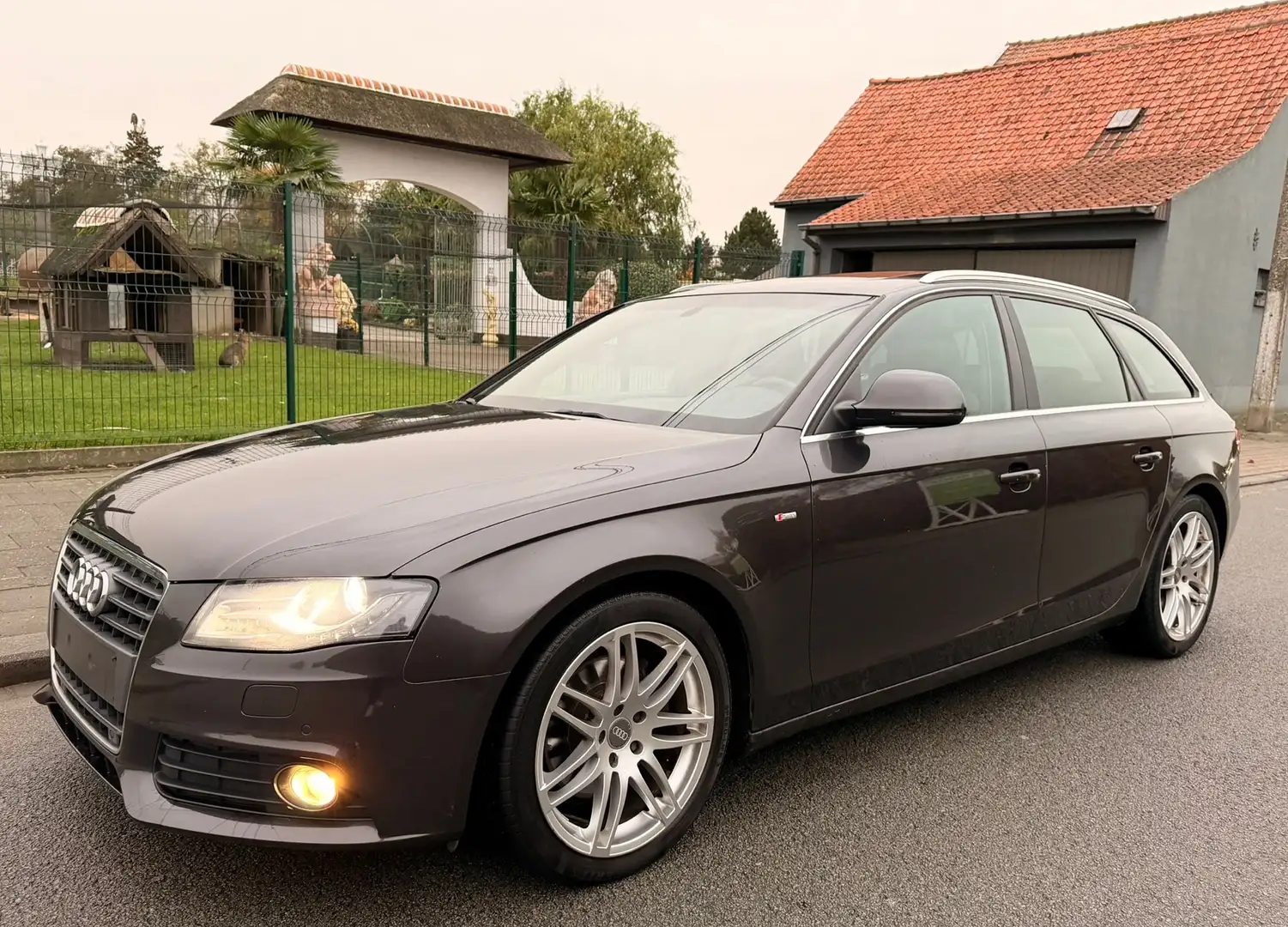 Audi A4 A4 Avant 2.0 TDI S-Line Noir - 1