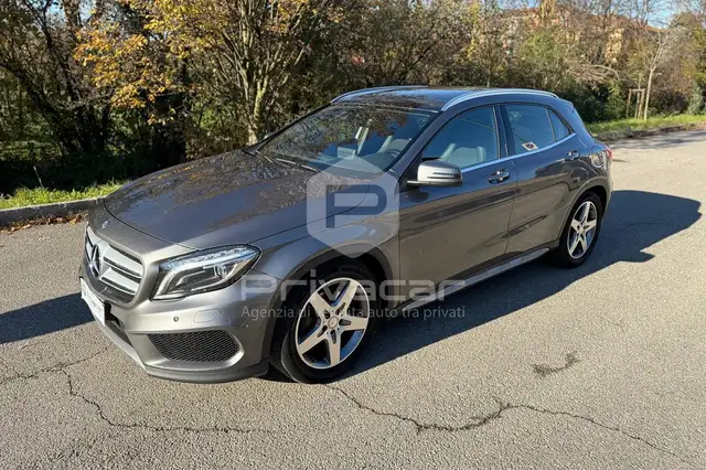 Mercedes-Benz GLA 220 GLA 220 d Automatic Premium