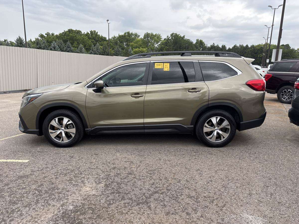 2024 Subaru Ascent Touring | No Accidents | Panoramic Roof | Heated S