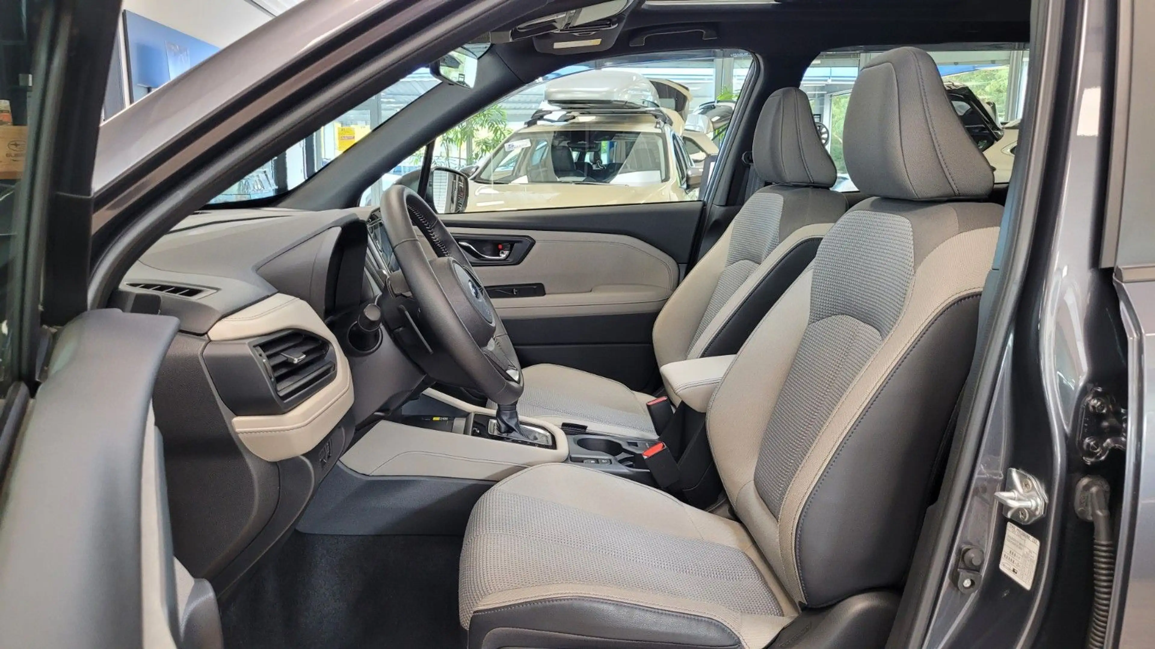 Subaru Forester 2.0 ie Exclusive AHK — photo 14