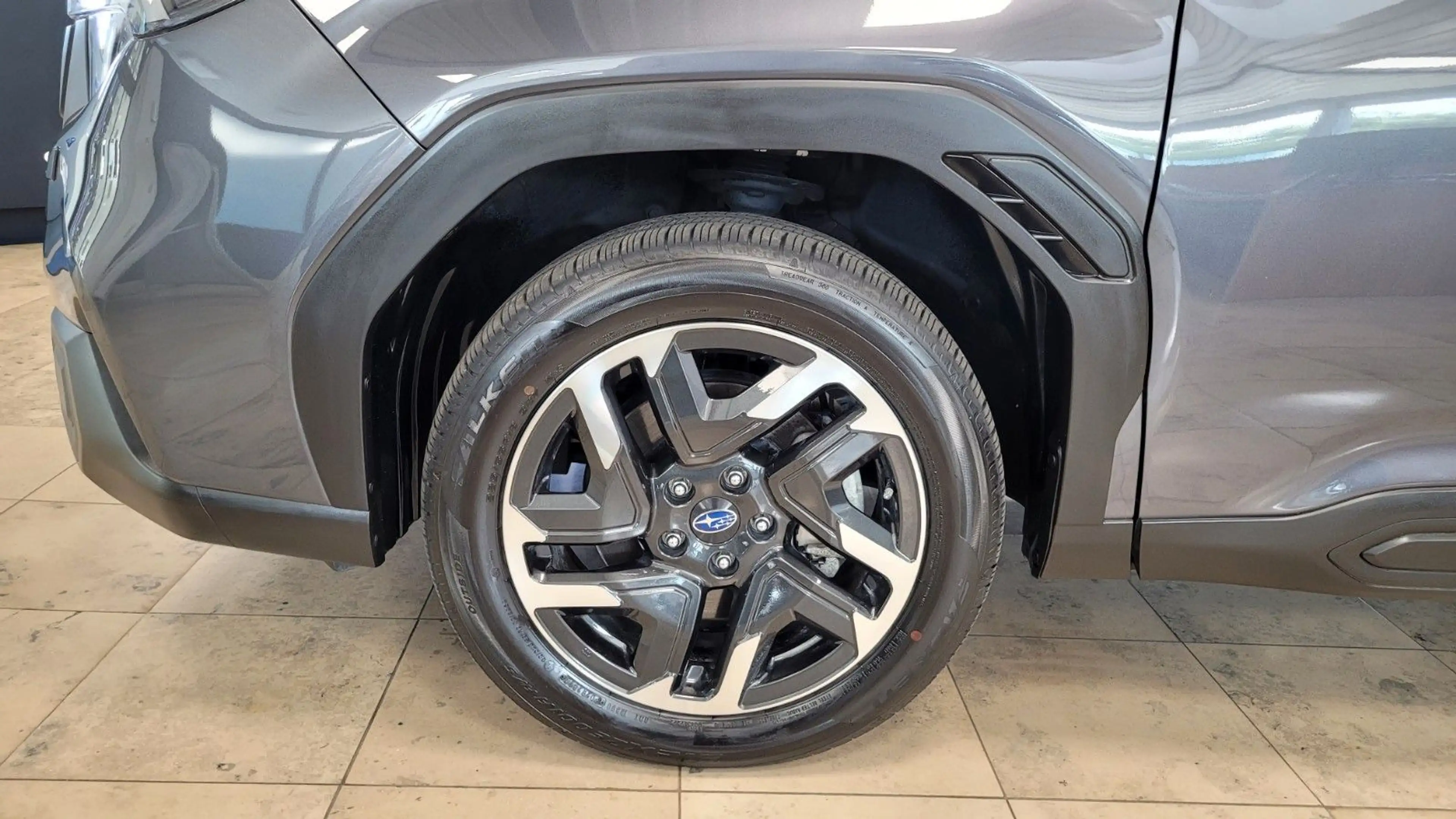 Subaru Forester 2.0 ie Exclusive AHK — photo 10
