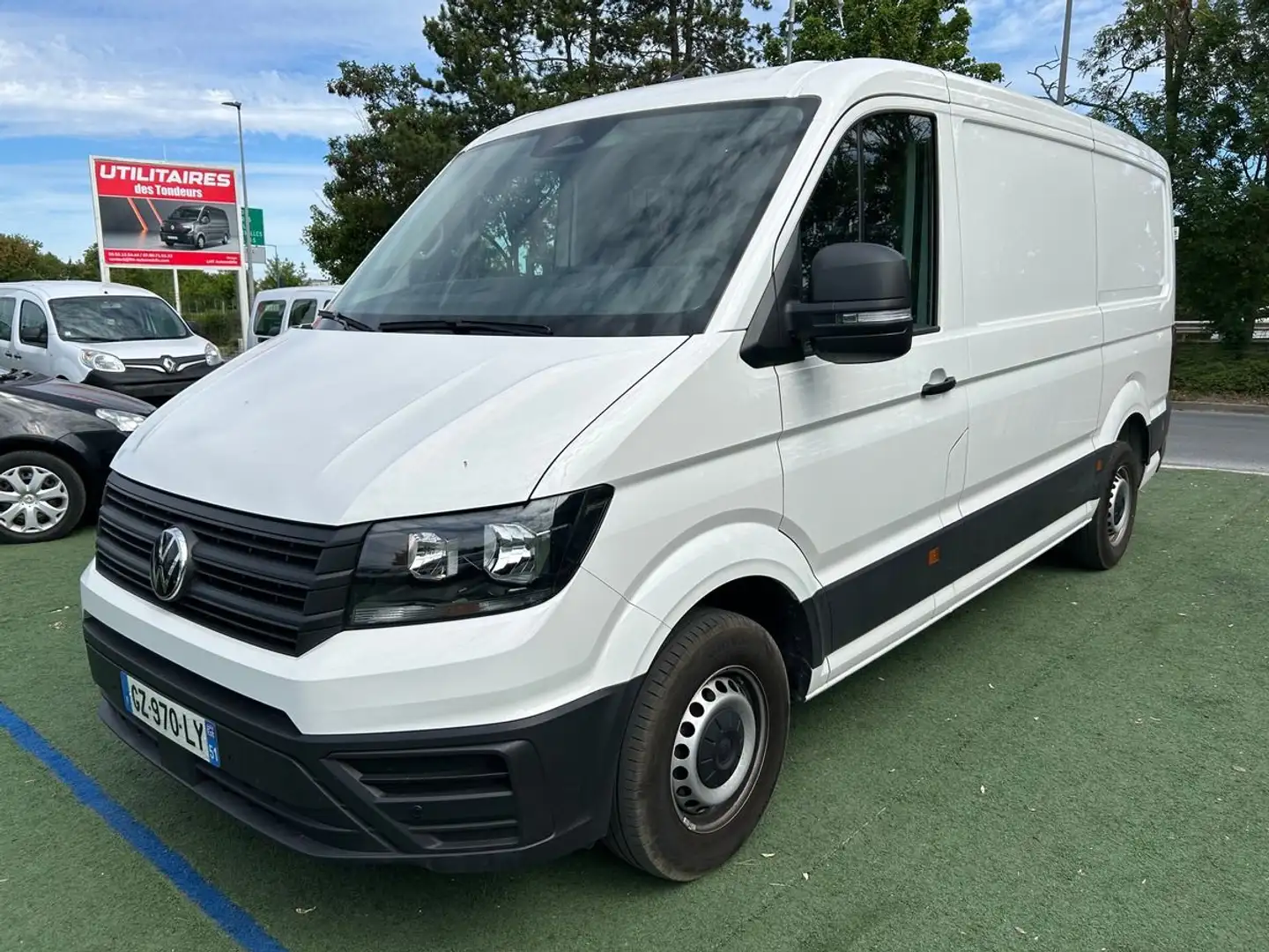 Volkswagen Crafter 30 L3H2 (29.990 HT) 2.0 TDi 140ch Blanc - 1