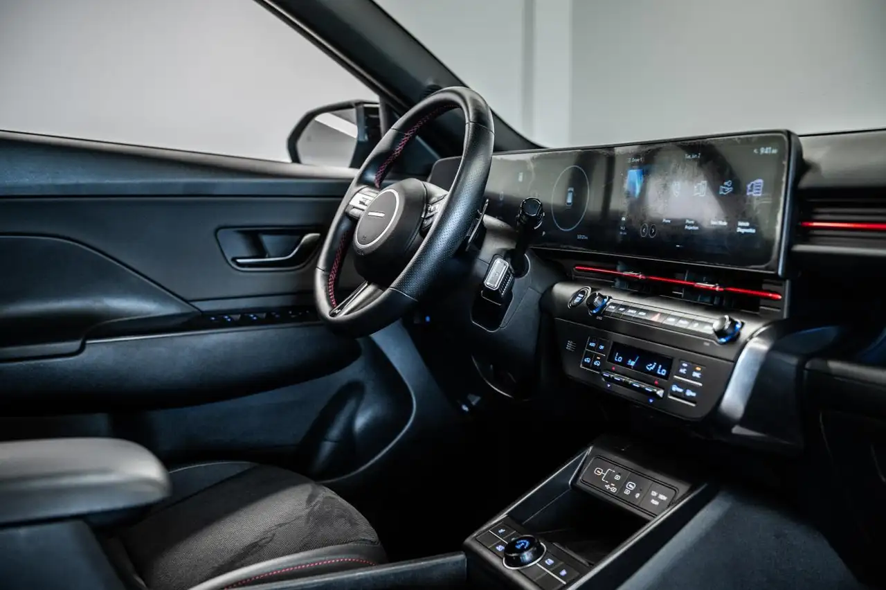 Hyundai KONA снимка Hyundai KONA