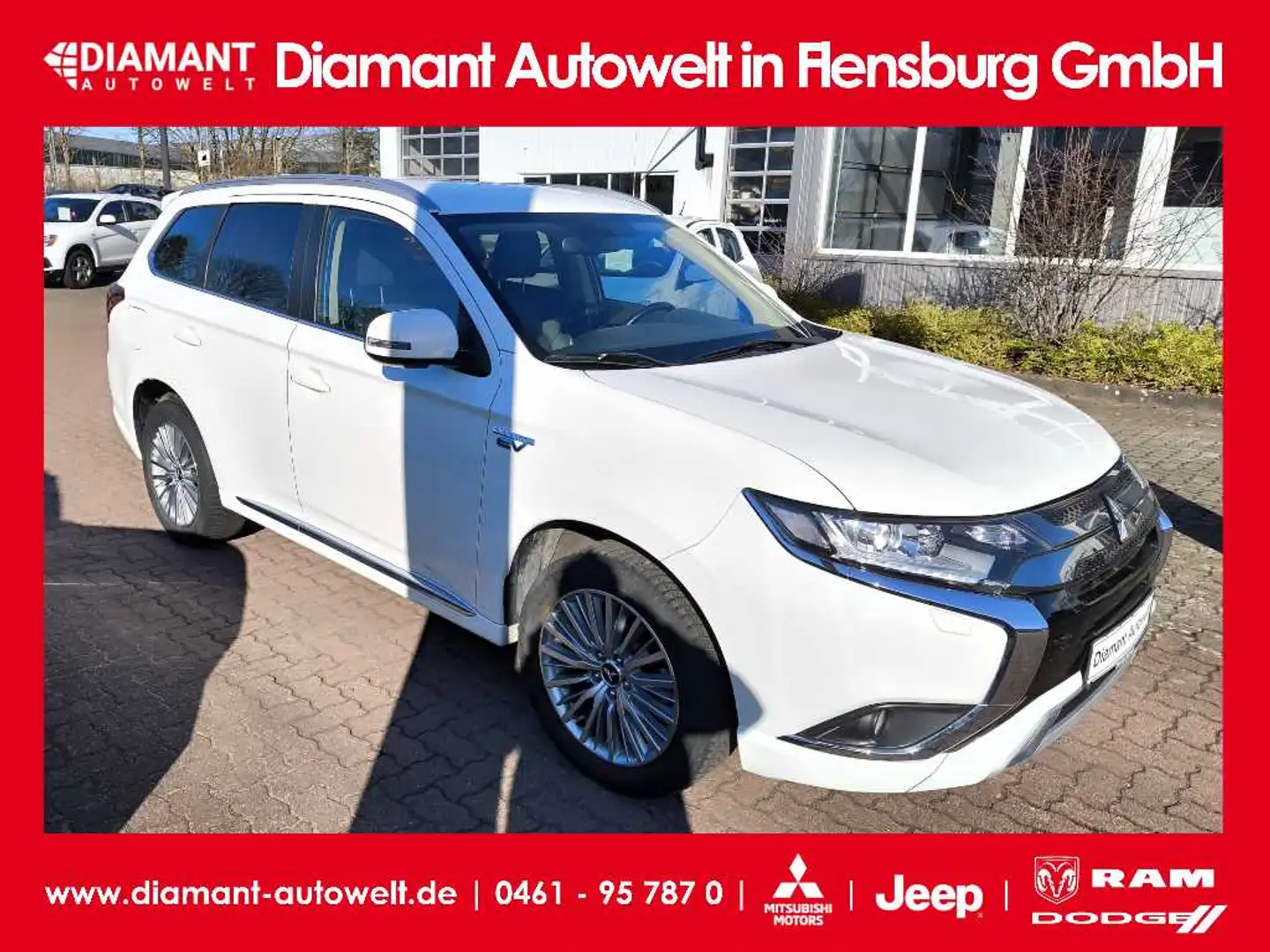 Mitsubishi Outlander Outlander Plug-in Hybrid BASIS Spirit 2.4 AHK Weiß - 1