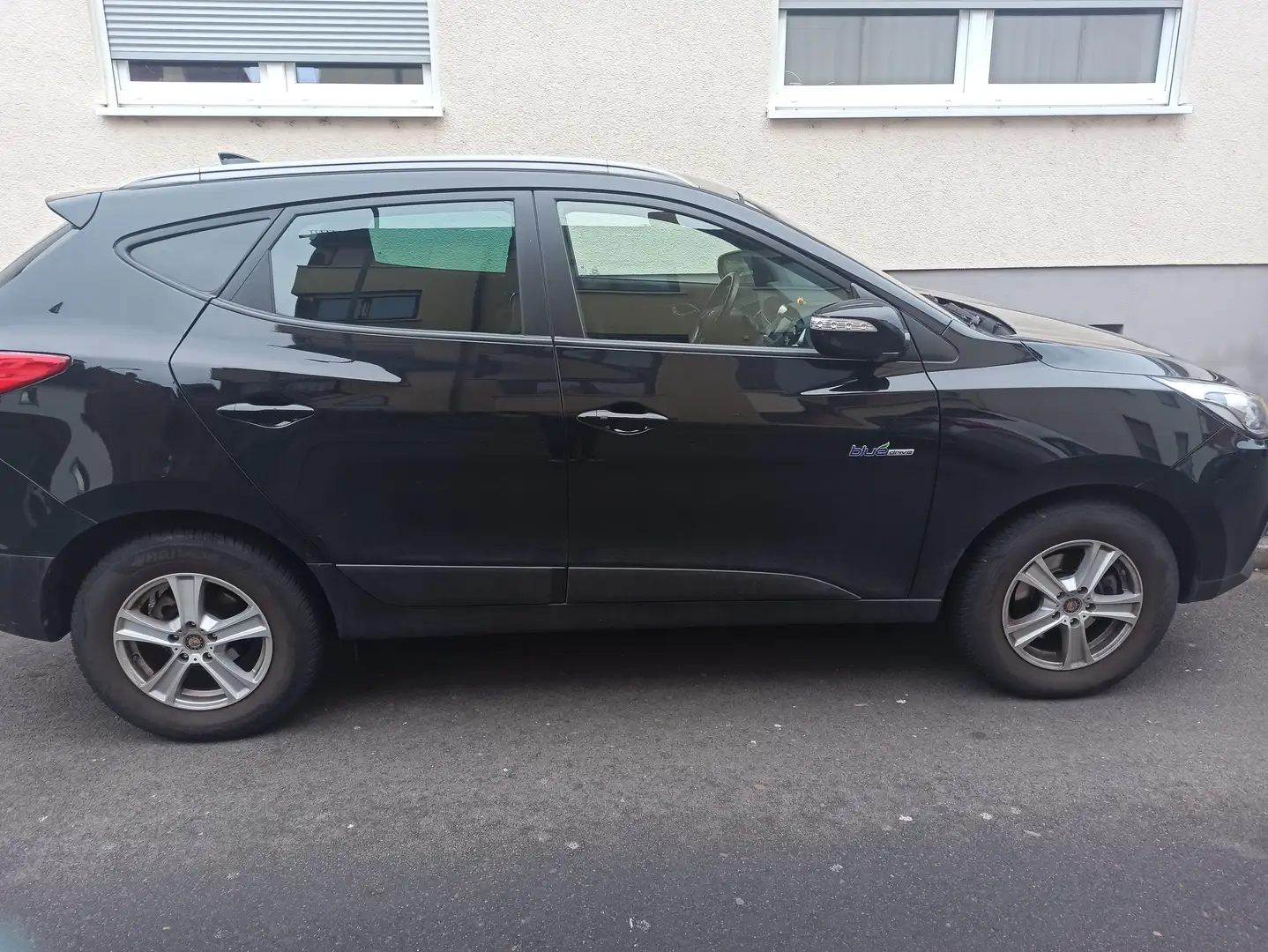 Hyundai iX35 ix35 blue 1.6 2WD Finale Gold Negro - 1