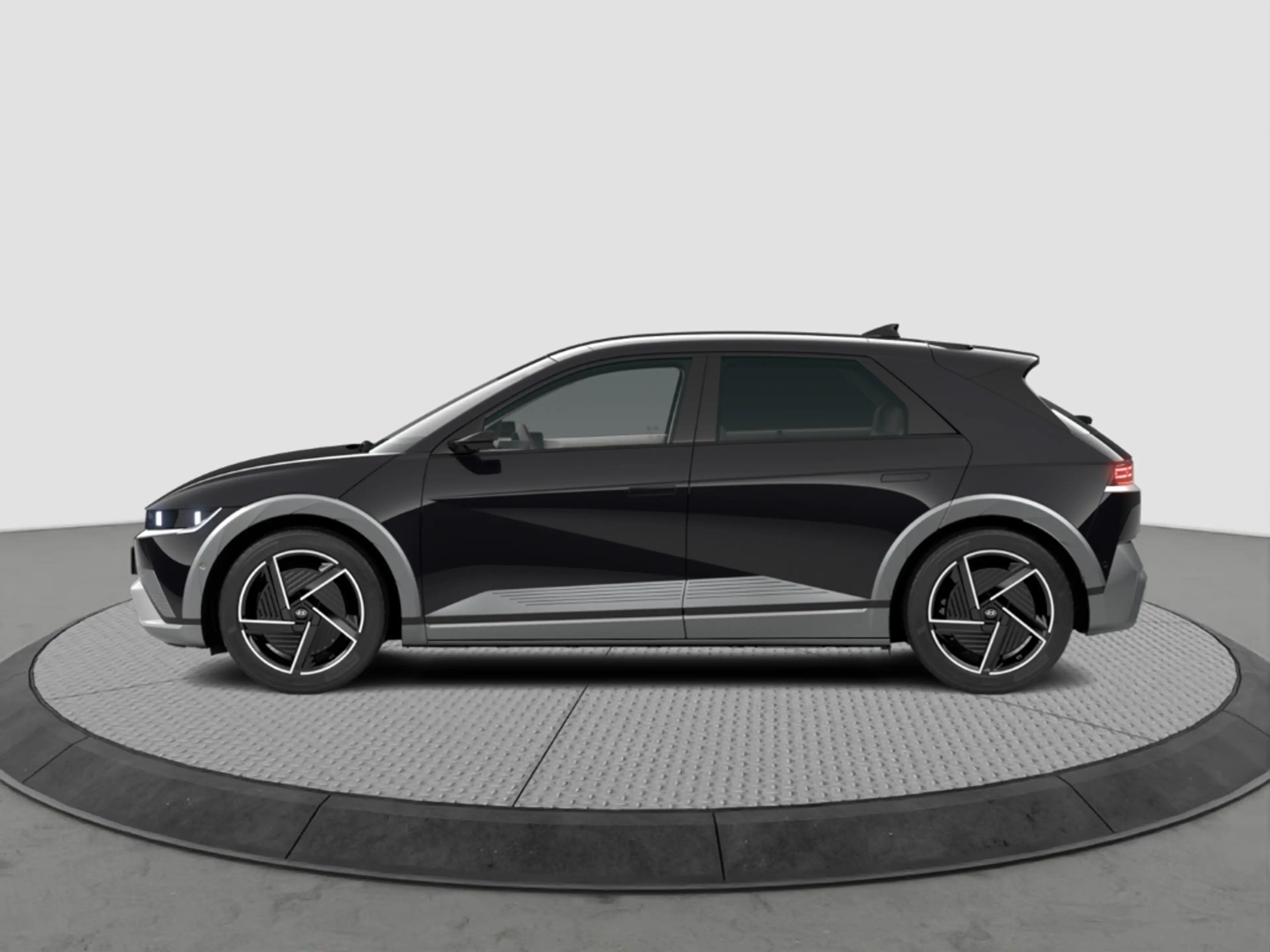 Hyundai IONIQ 5 84 KWH CENTRIQ PARK+SITZ+LED-PAKET MATRIX 360° KAM — photo 2