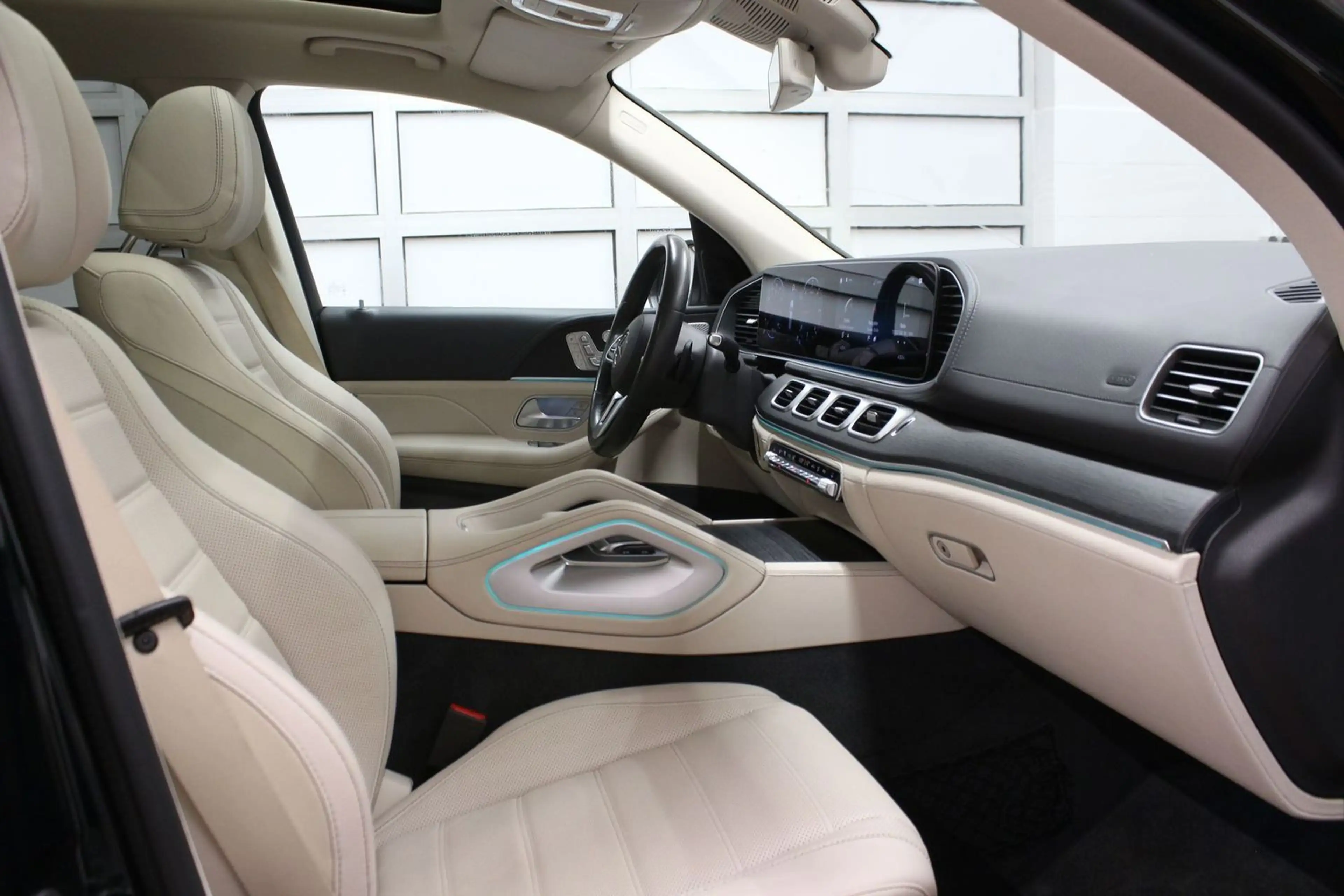 Mercedes-Benz GLS 350 4Matic 1.Hand Burmester LED 6 Sitze AHK Massage — photo 14