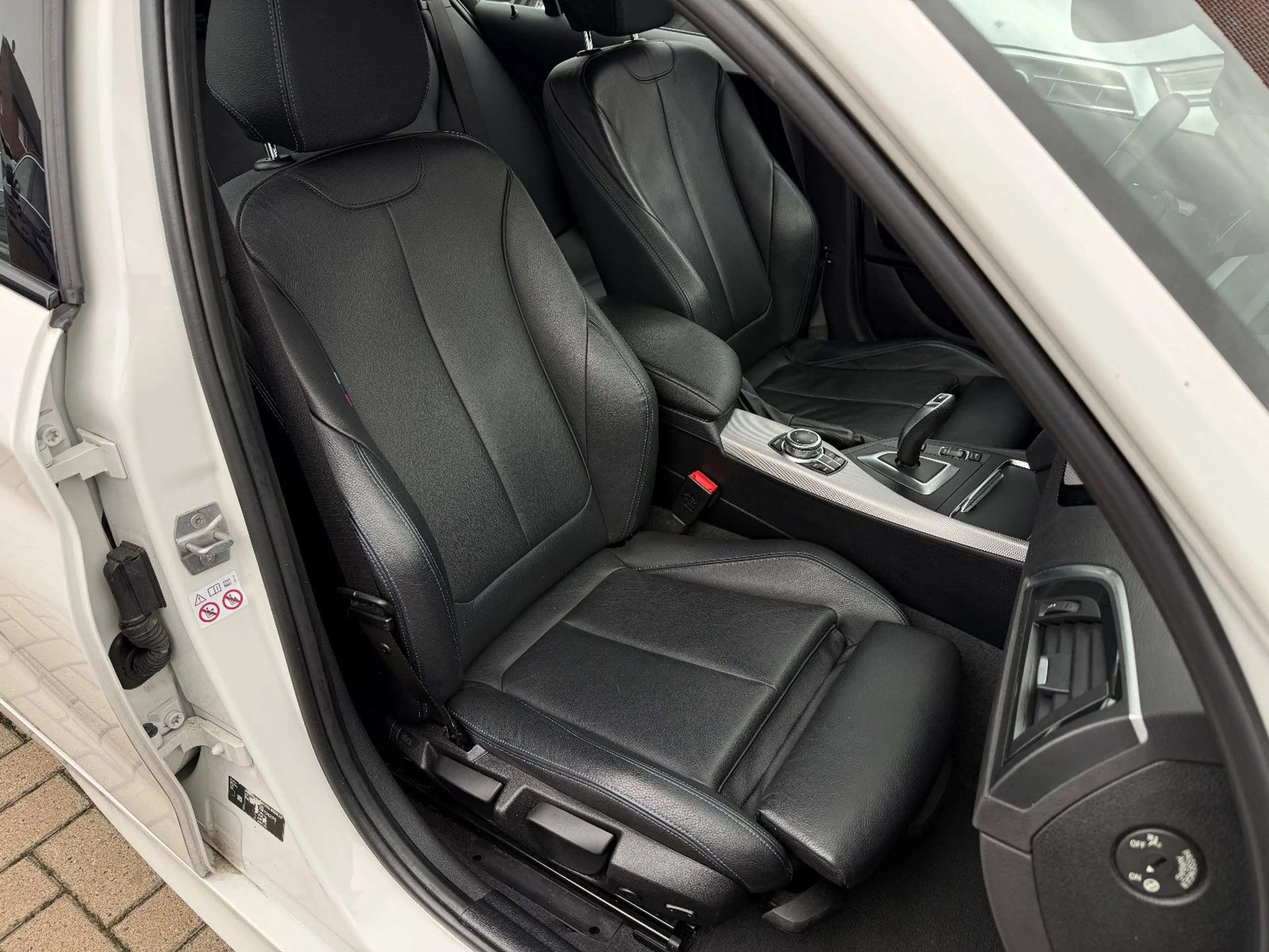 BMW 120 i, Limo, Automatik, M Pkaet, LED, Leder — photo 14