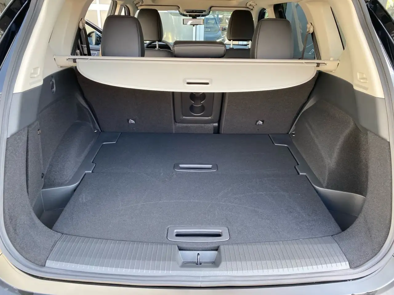 Nissan X-Trail 1.5 VC-T e-Power Tekna+ e-4ORCE *20-Zoll 13