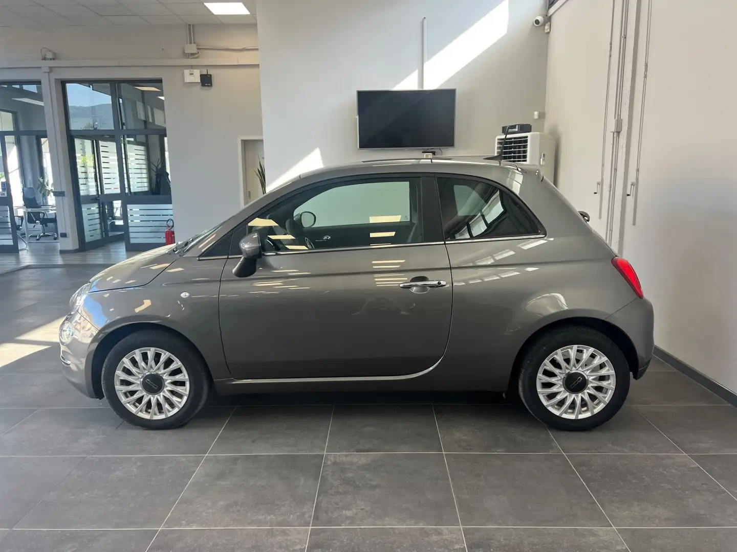 Fiat 500 1.0 Hybrid Dolcevita Grigio - 2