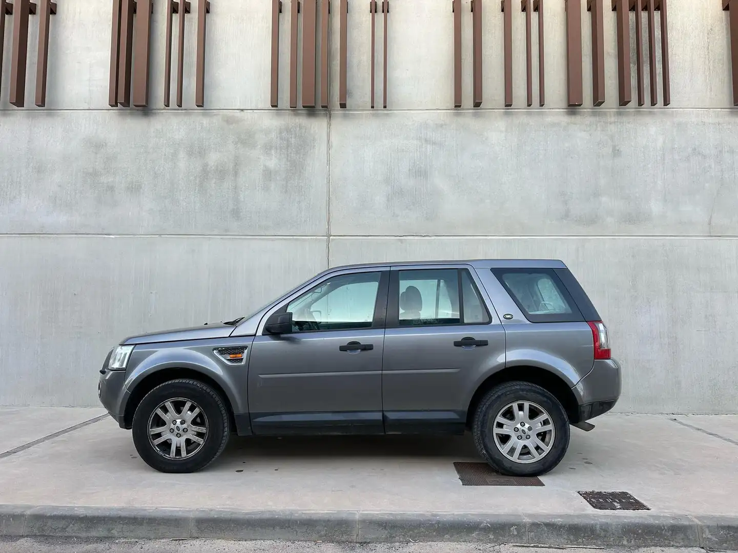 Land Rover Freelander 2.2Td4 HSE CommandShift - 1