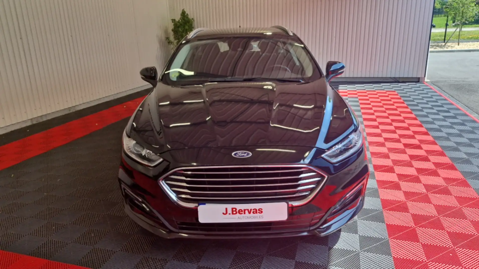 Ford Mondeo SW 2.0 ECOBLUE 150 SS BVA8 TITANIUM BUSINESS Noir - 2