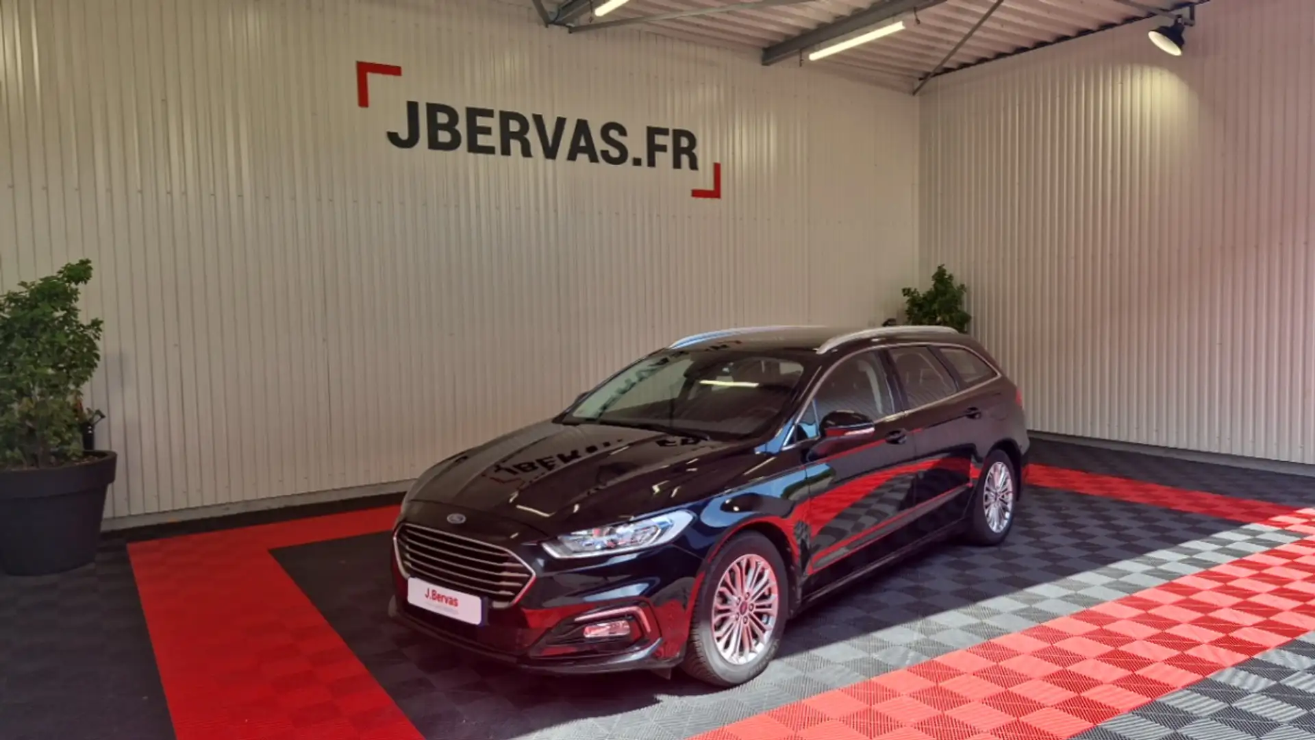 Ford Mondeo SW 2.0 ECOBLUE 150 SS BVA8 TITANIUM BUSINESS Noir - 1