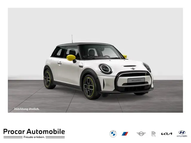 MINI Cooper SE Classic Trim Aut Nav HuD LED h&k Pano