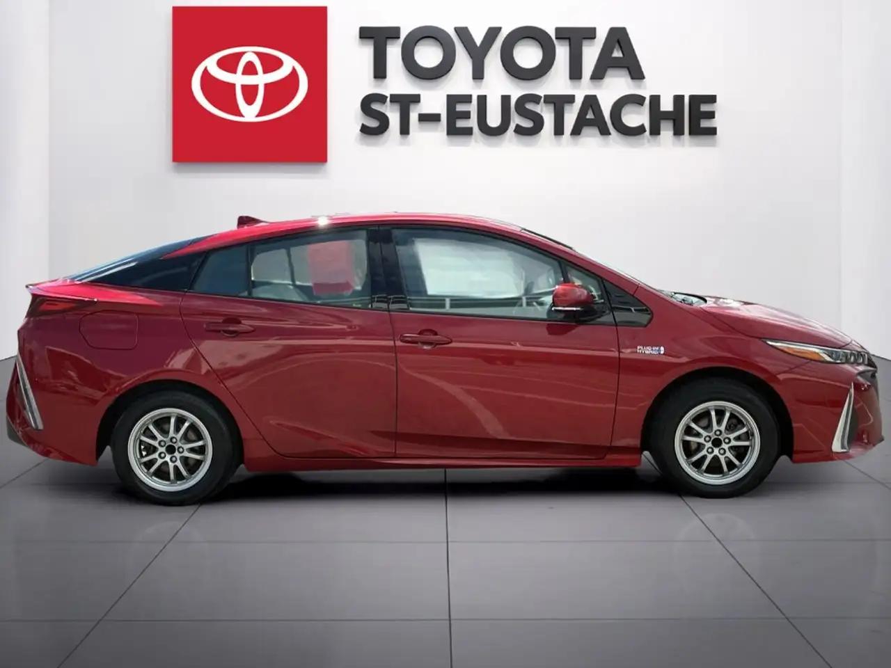 Toyota Prius Prime photo Toyota Prius Prime