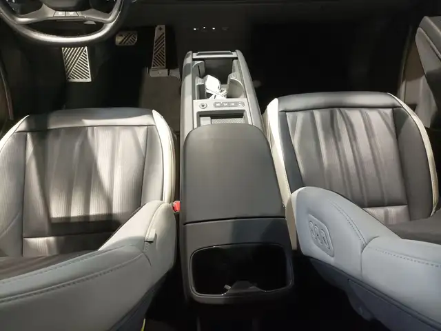 Kia Ev9 view 14