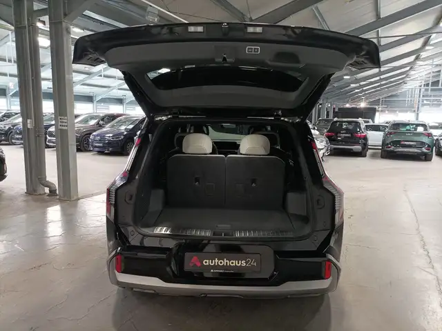 Kia Ev9 view 6