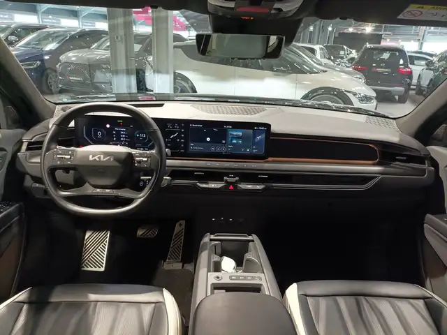 Kia Ev9 view 9