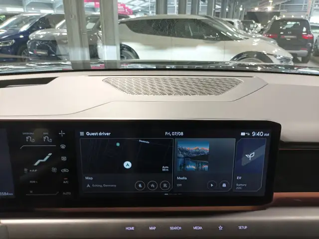 Kia Ev9 view 11