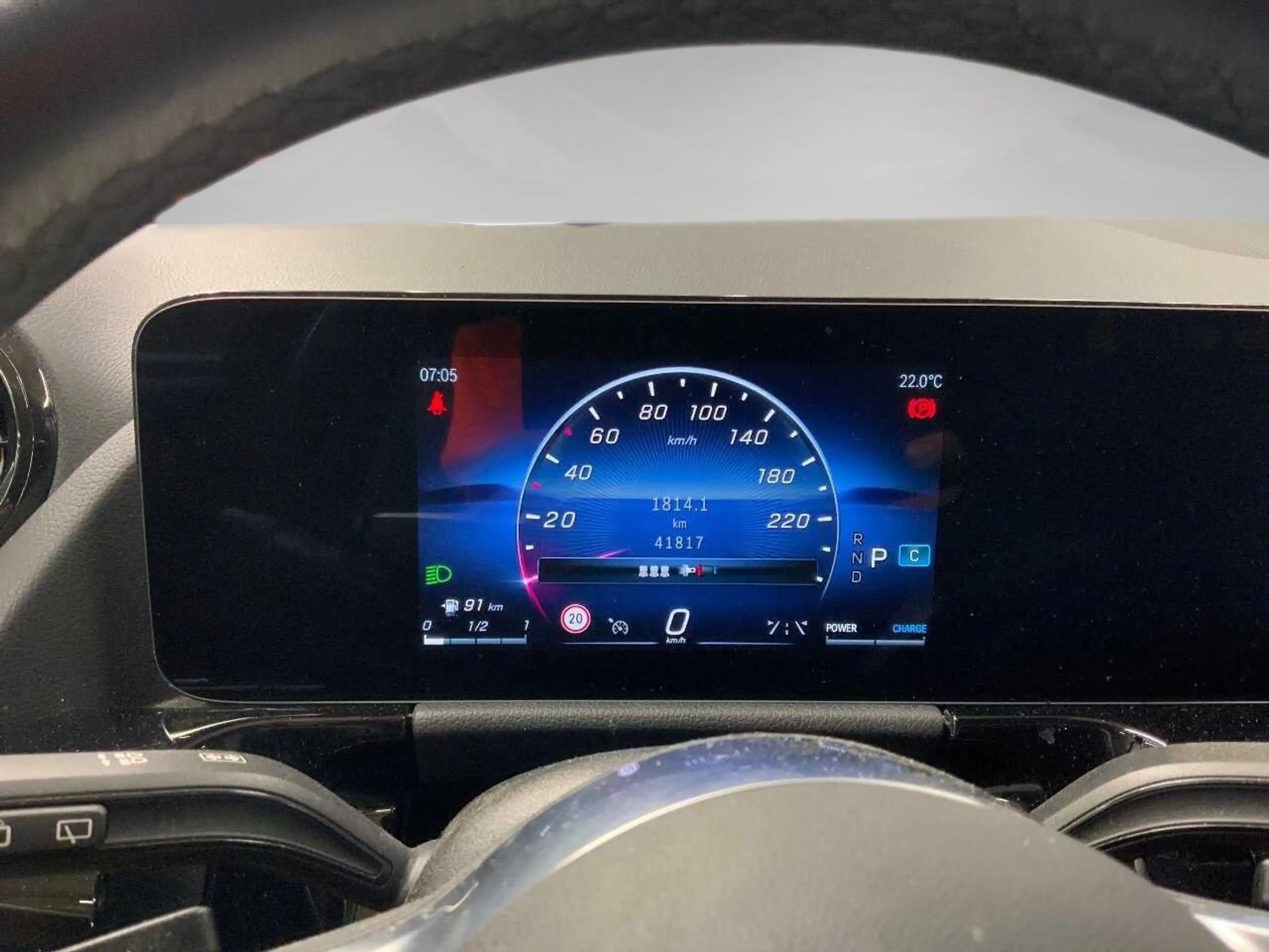 Mercedes-Benz GLA 180 Key LED Lane Navi RKam AUT Facelift SHZ — photo 9