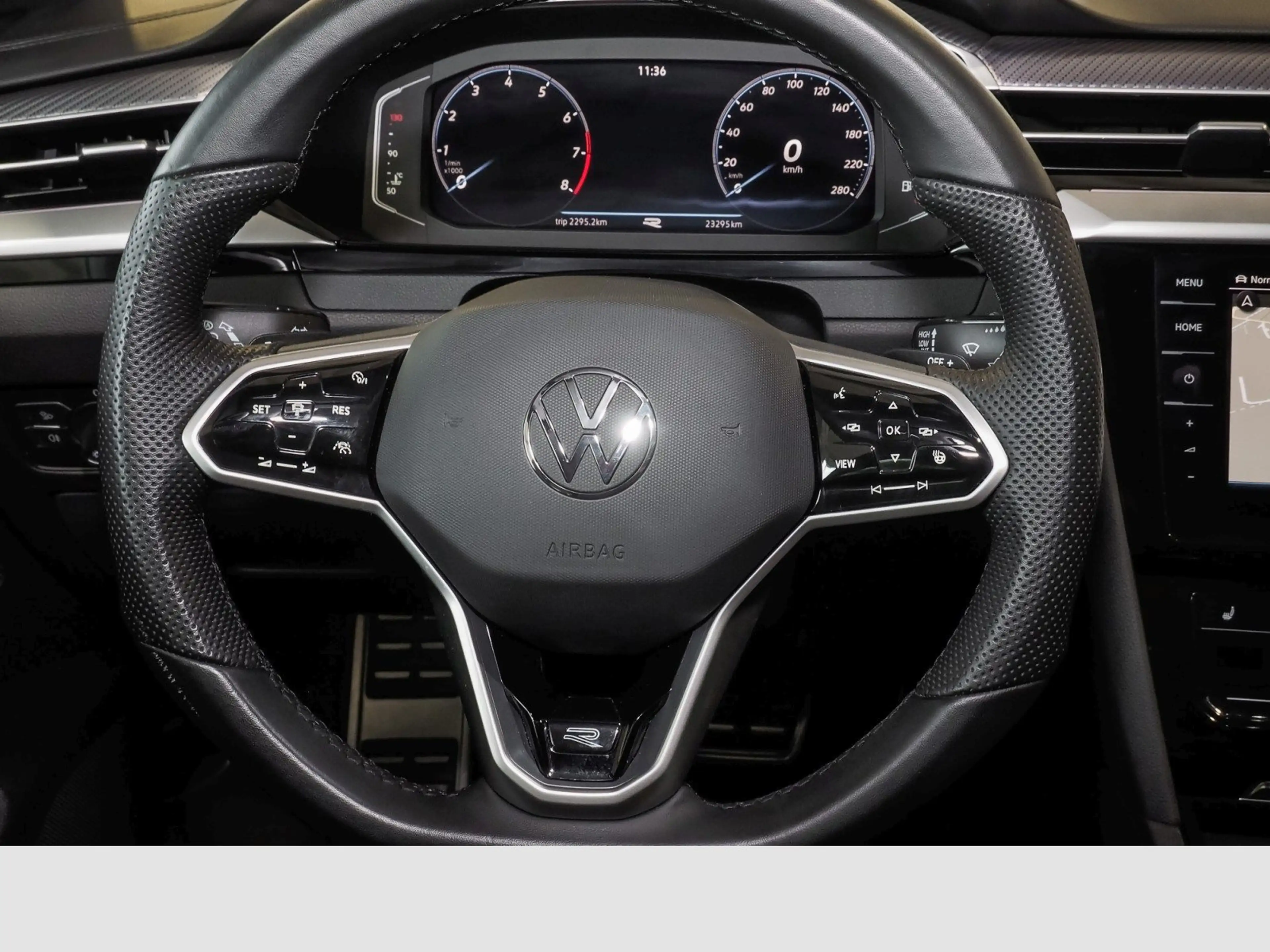 Volkswagen Arteon R LINE — photo 13