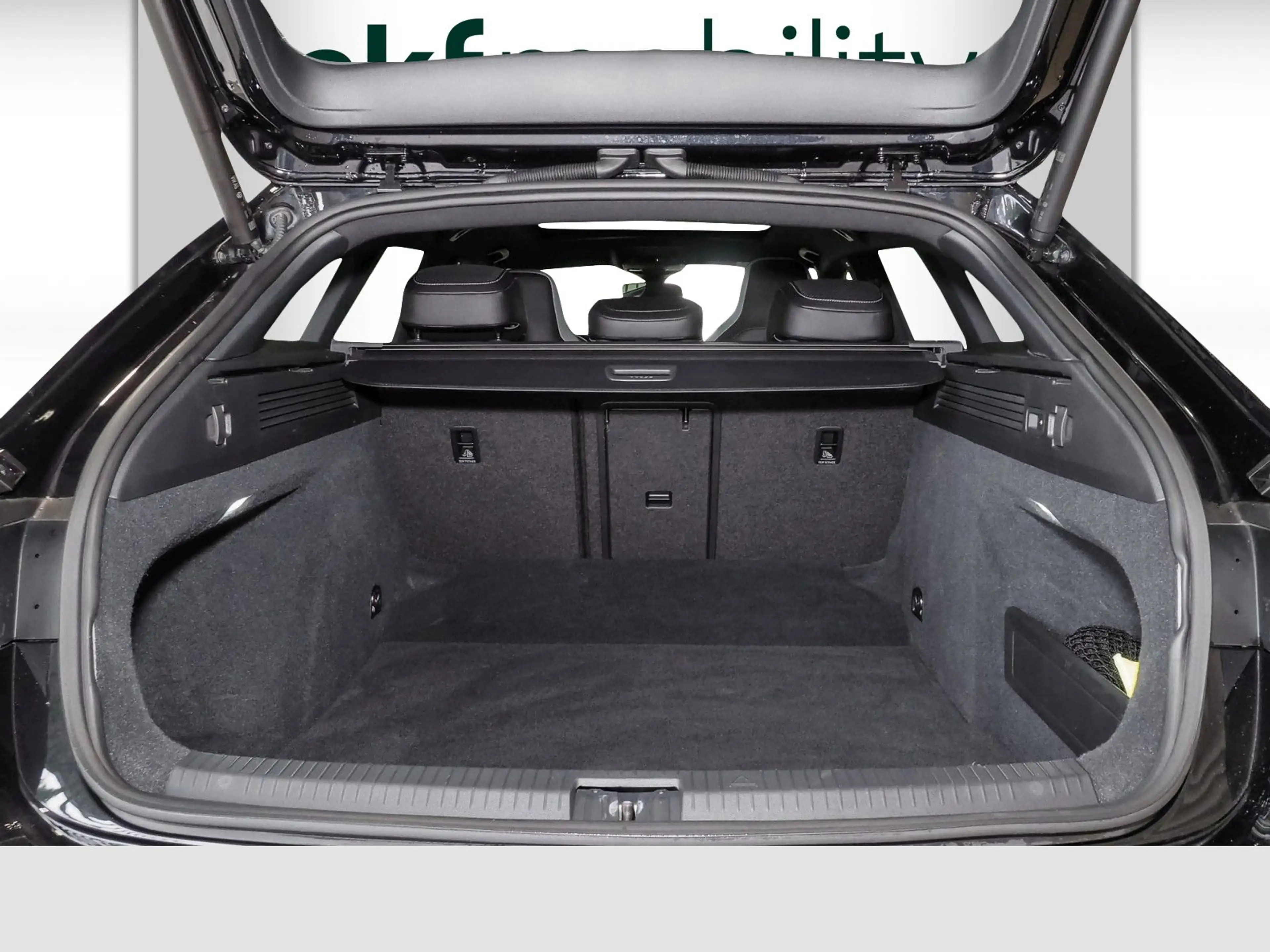 Volkswagen Arteon R LINE — photo 15