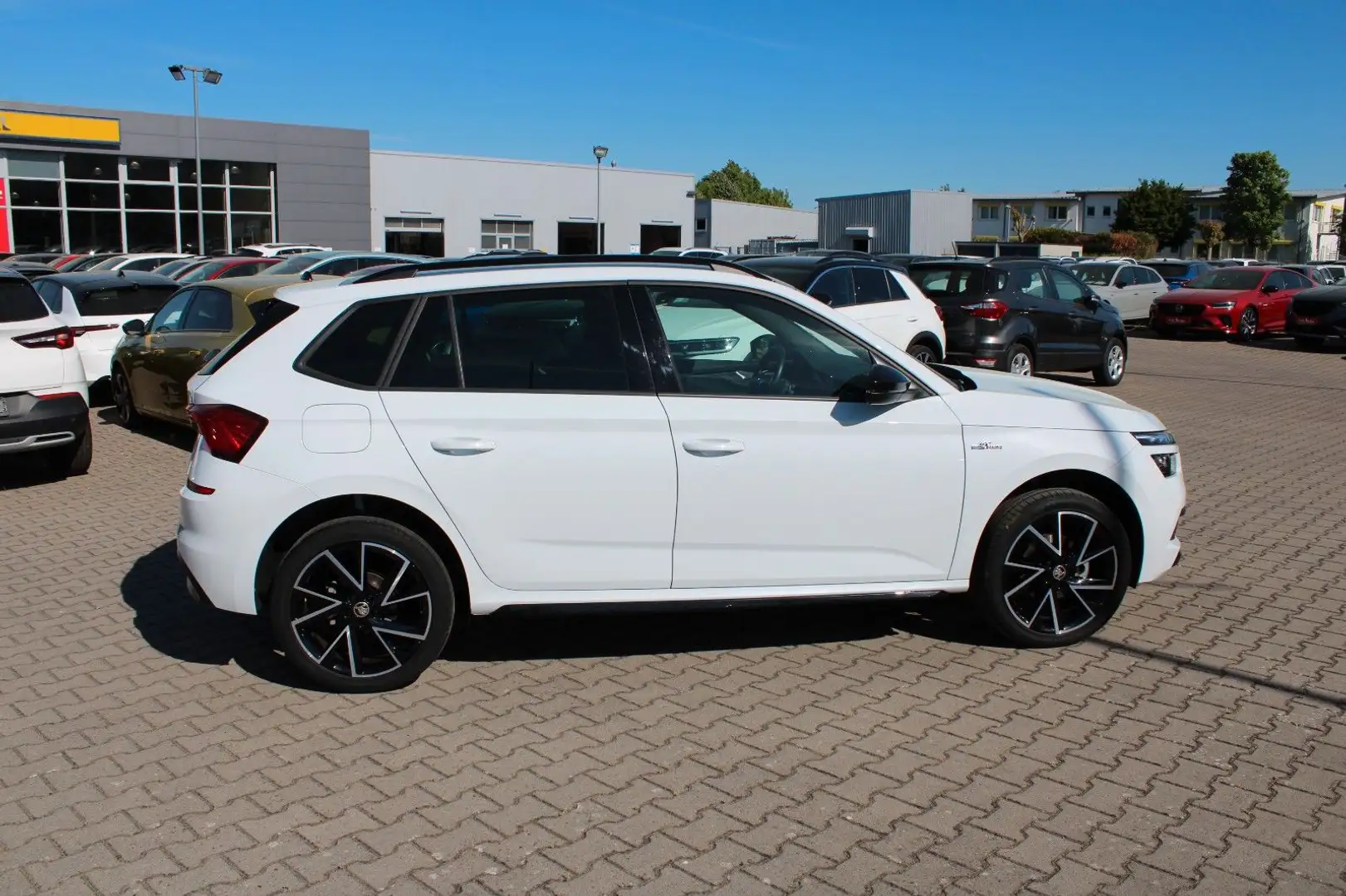 Skoda Kamiq 1.5 TSI Monte Carlo*DSG*Navi*Pano* Blanc - 2