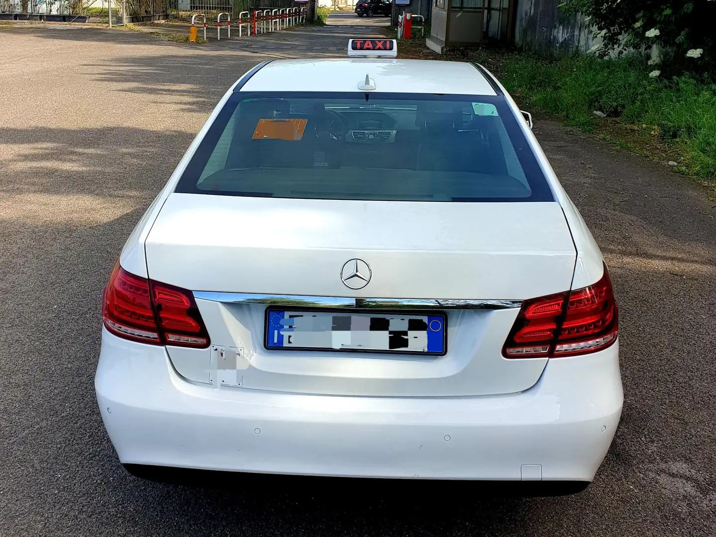 Mercedes-Benz E 200 E 200 bt Executive auto Blanc - 2