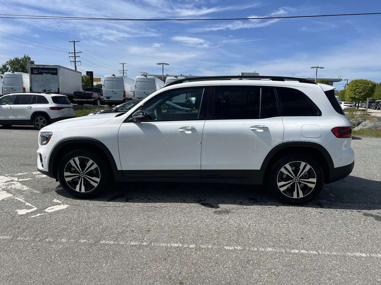 2025 Mercedes-Benz GLB Local | One Owner | No Accidents — снимка 1