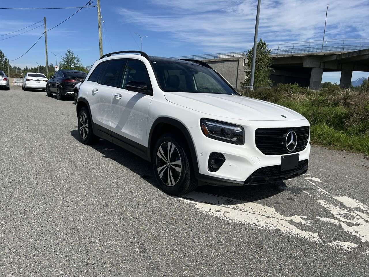 2025 Mercedes-Benz GLB Local | One Owner | No Accidents — снимка 1