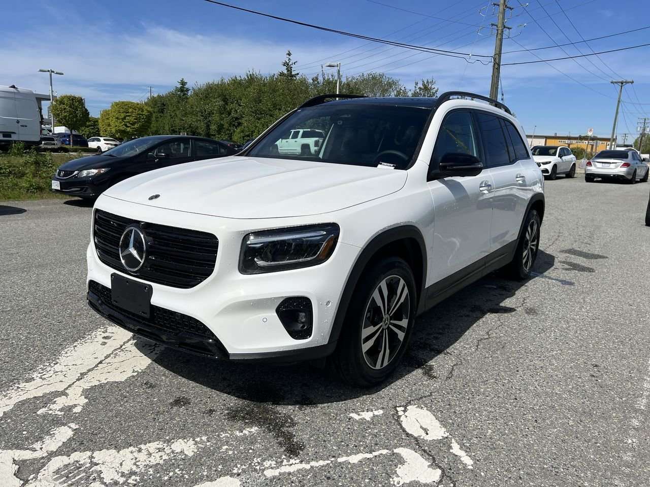 2025 Mercedes-Benz GLB Local | One Owner | No Accidents — снимка 1